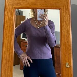 Hooked 💜 Up knit fitted bodice knit sweater. Plum Sz Juniors Large NWT